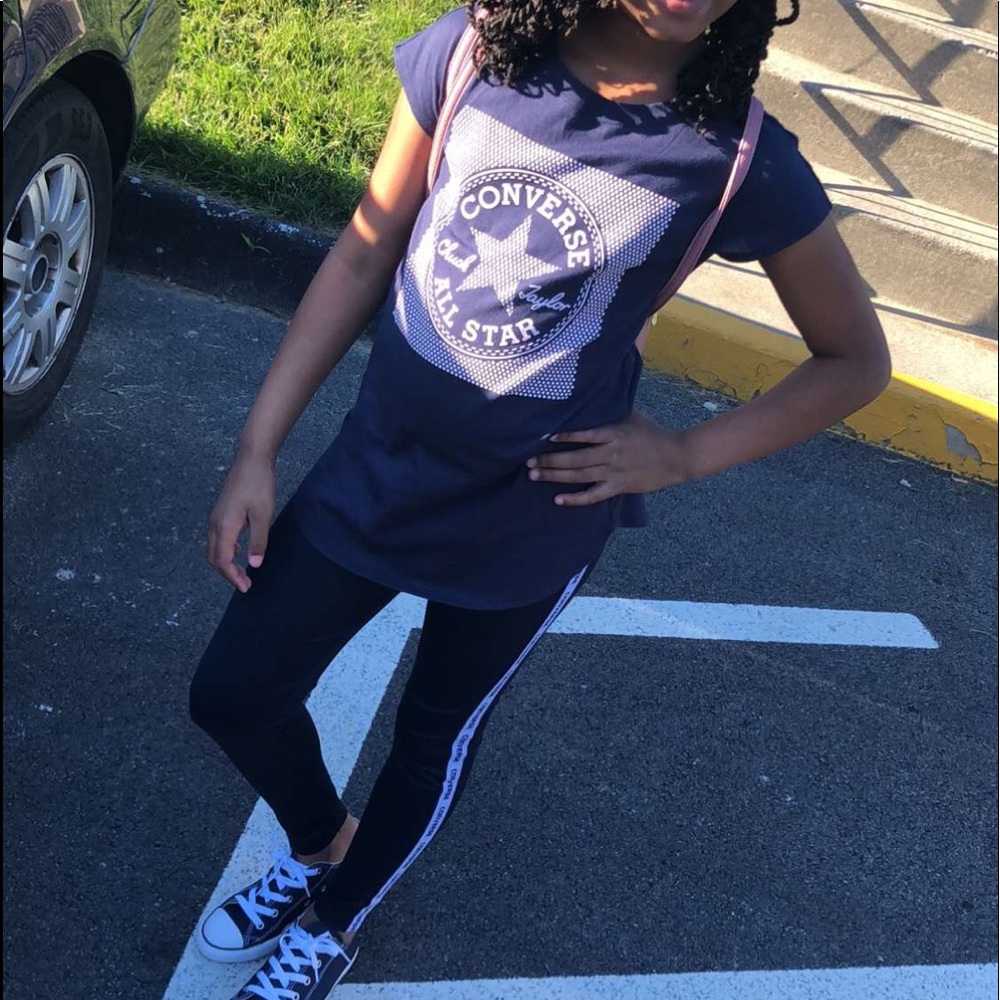 Adorable 2 piece Navy Converse Outfit